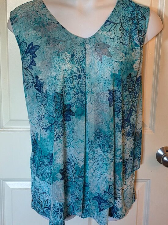 Catherines Tops - Catherines Tank Shell Turquoise Prints w/Sheer Overlay Size 3x 26/28